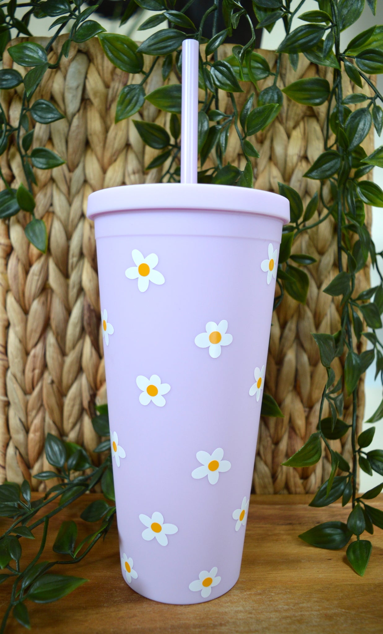 Lilac Daisy Flower Tumbler 22oz